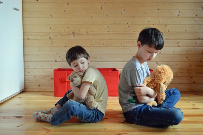 Jak rozwija się empatia u dzieci i jak uczyć jej na co dzień?